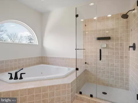 9334 Falling Water Dr, Bristow, VA 20136 photo 31