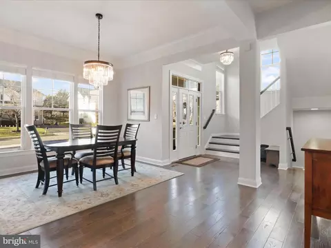 9334 Falling Water Dr, Bristow, VA 20136 photo 5