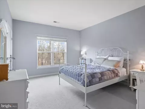 9334 Falling Water Dr, Bristow, VA 20136 photo 24