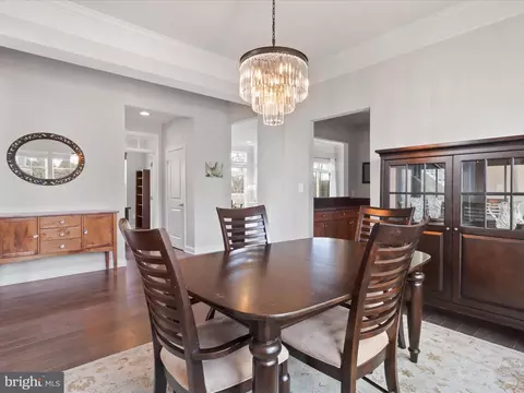 9334 Falling Water Dr, Bristow, VA 20136 photo 8