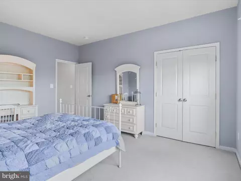 9334 Falling Water Dr, Bristow, VA 20136 photo 25