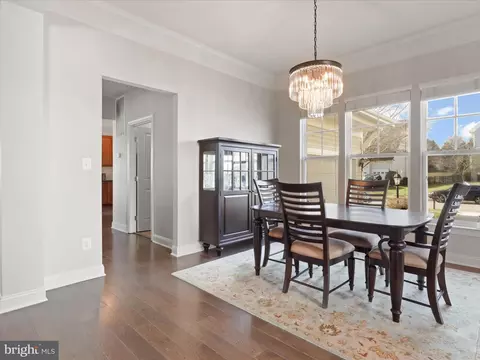9334 Falling Water Dr, Bristow, VA 20136 photo 6