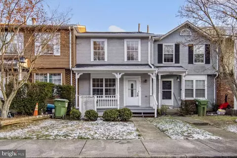 15214 Cloverdale Rd, Woodbridge, VA 22193