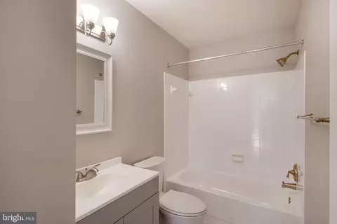 9702 Lomond Dr, Manassas, VA 20109 photo 19