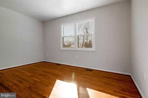 9702 Lomond Dr, Manassas, VA 20109 photo 5
