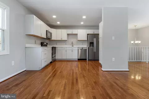 9702 Lomond Dr, Manassas, VA 20109 photo 12