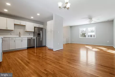 9702 Lomond Dr, Manassas, VA 20109 photo 13