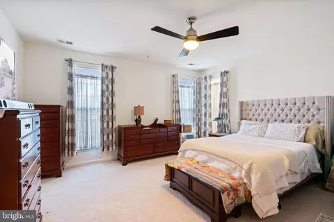 6855 Hampton Bay Ln, Gainesville, VA 20155 photo 16
