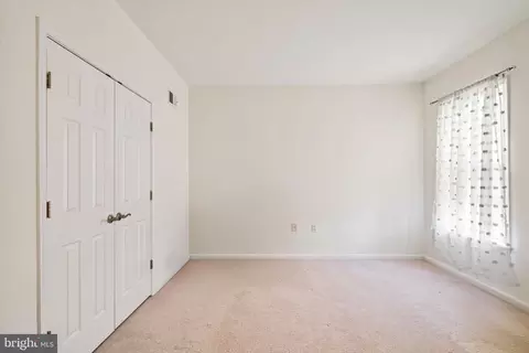 6855 Hampton Bay Ln, Gainesville, VA 20155 photo 24