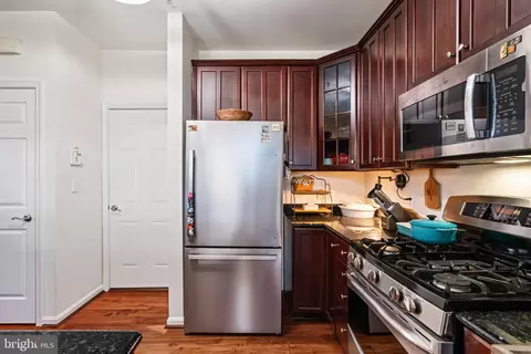 6855 Hampton Bay Ln, Gainesville, VA 20155 photo 15