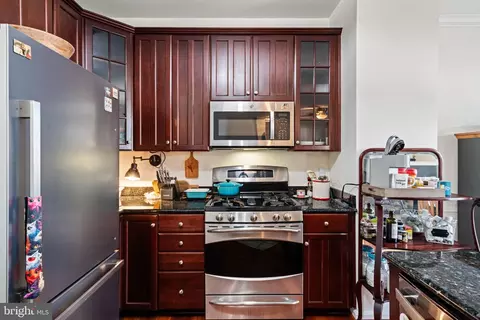 6855 Hampton Bay Ln, Gainesville, VA 20155 photo 13