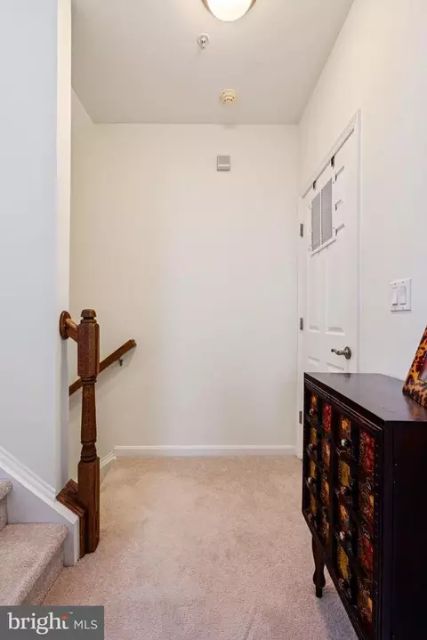 6855 Hampton Bay Ln, Gainesville, VA 20155 photo 23