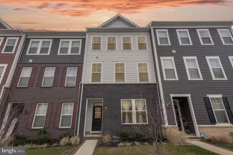 1507 Sandpiper Bay Loop, Dumfries, VA 22026