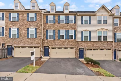13671 Rockingham Ln, Gainesville, VA 20155