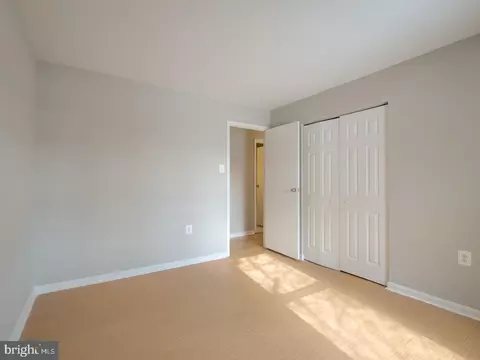 Bedroom - 7560 Emerald Dr, Manassas, VA 20109 photo 3 of 7