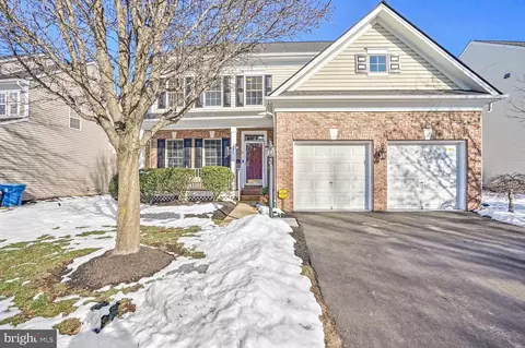 14024 Rora Moss Pl, Bristow, VA 20136