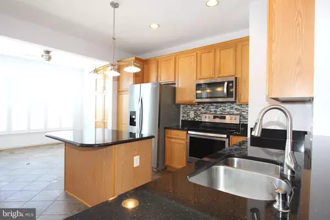 6605 Parville Loop, Gainesville, VA 20155 photo 9