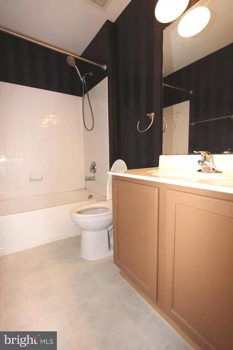 6605 Parville Loop, Gainesville, VA 20155 photo 30