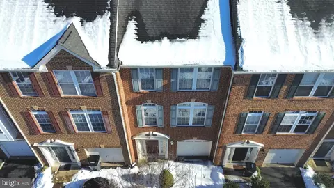6605 Parville Loop, Gainesville, VA 20155 photo 3