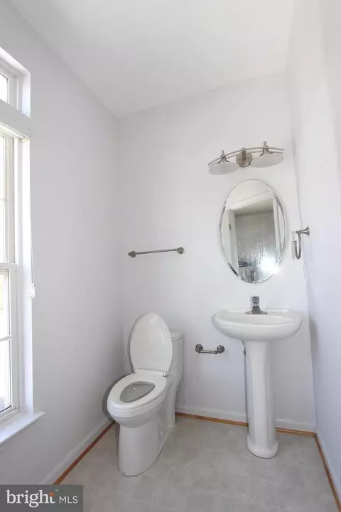 6605 Parville Loop, Gainesville, VA 20155 photo 15