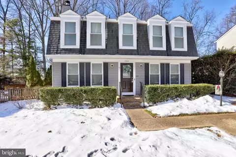 15047 Camellia Ln, Dumfries, VA 22025