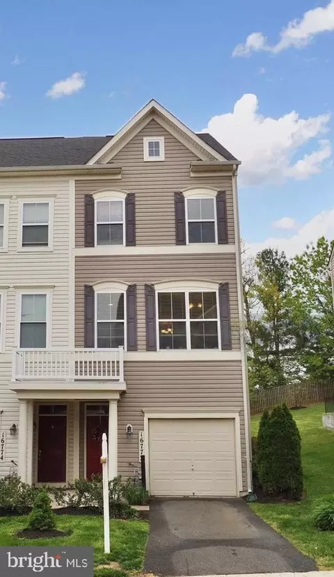 16772 Blackjack Oak Ln, Woodbridge, VA 22191