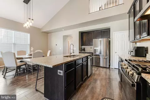 Kitchen - 10577 Blazing Star Loop, Bristow, VA 20136 photo 4 of 4