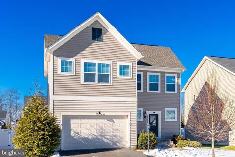 Exterior - 10577 Blazing Star Loop, Bristow, VA 20136 photo 2 of 11