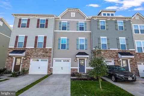 10709 Hinton Way, Manassas, VA 20112