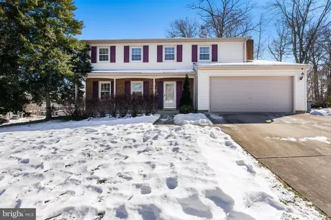 12010 Willowood Dr, Woodbridge, VA 22192