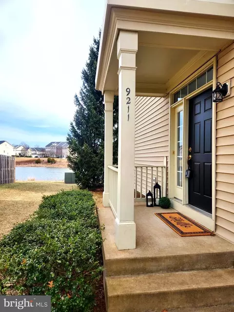 9211 Cascade Falls Dr, Bristow, VA 20136 photo 2