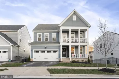 2011 Silver Sycamore Ln, Dumfries, VA 22026
