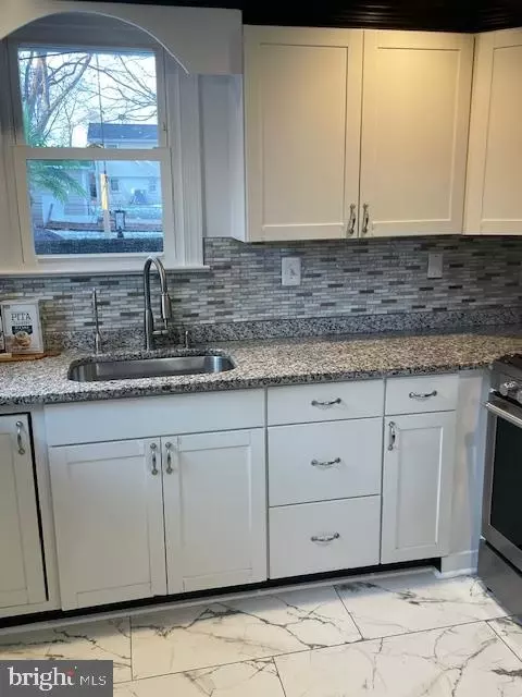 9530 Damascus Dr, Manassas, VA 20109 photo 5