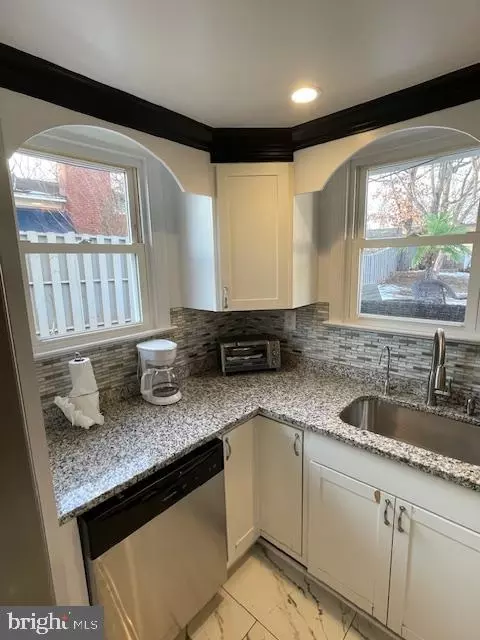 9530 Damascus Dr, Manassas, VA 20109 photo 4