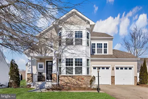15200 Addison Ln, Woodbridge, VA 22193