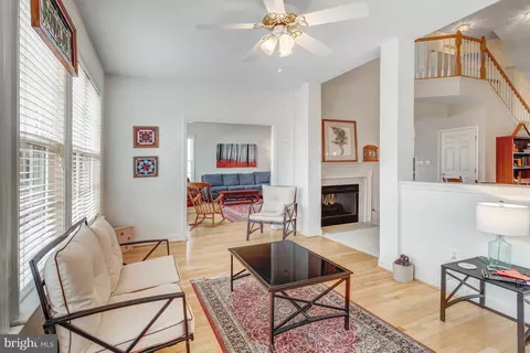 6602 Everbreeze Ln, Gainesville, VA 20155 photo 19