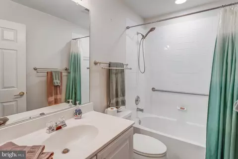 6602 Everbreeze Ln, Gainesville, VA 20155 photo 29