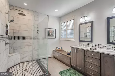 6602 Everbreeze Ln, Gainesville, VA 20155 photo 8