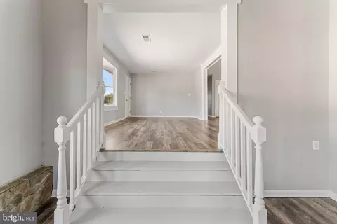 15307 Thoroughfare Rd, Gainesville, VA 20155 photo 29