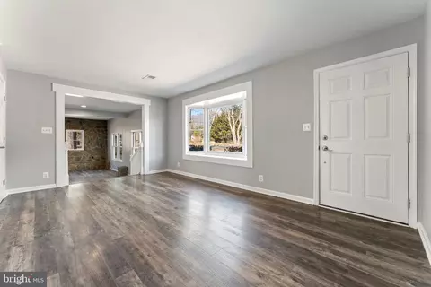 15307 Thoroughfare Rd, Gainesville, VA 20155 photo 17