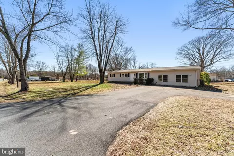 15307 Thoroughfare Rd, Gainesville, VA 20155 photo 3