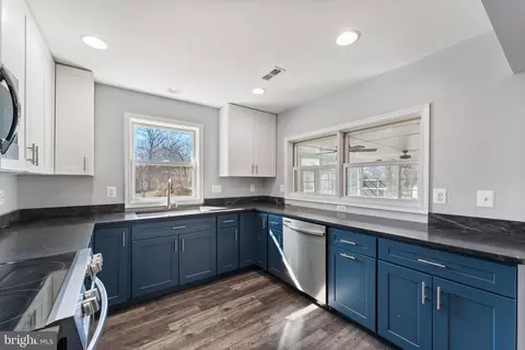 15307 Thoroughfare Rd, Gainesville, VA 20155 photo 11
