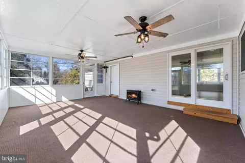 15307 Thoroughfare Rd, Gainesville, VA 20155 photo 15