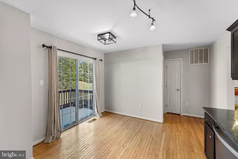 8454 Tackhouse Loop, Gainesville, VA 20155 photo 17