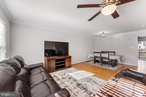 8454 Tackhouse Loop, Gainesville, VA 20155 photo 12