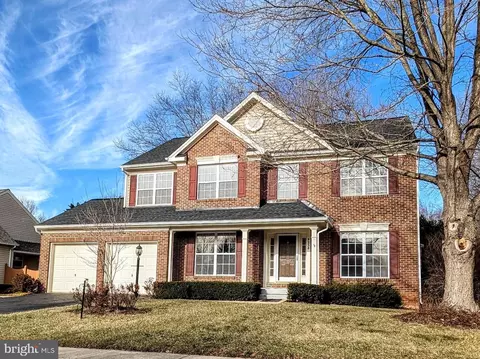 9238 Nathaniel Harris Ct, Manassas, VA 20111