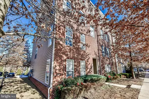 2234 Merseyside Dr, Woodbridge, VA 22191