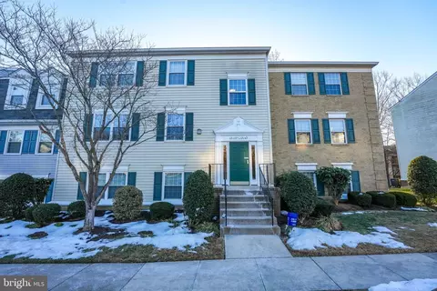 12141 Chaucer Ln #12141, Woodbridge, VA 22192