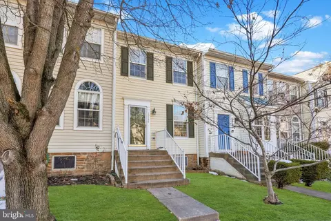 15536 Three Otters Pl, Manassas, VA 20112