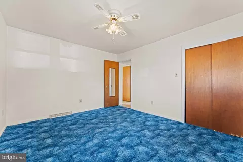 7718 Huron Dr, Gainesville, VA 20155 photo 20